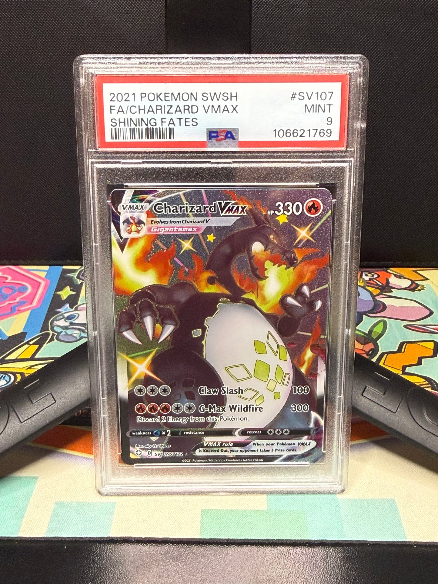 PSA 9, 2021 POKEMON SWSH FA/CHARIZARD VMAX
SHINING FATES