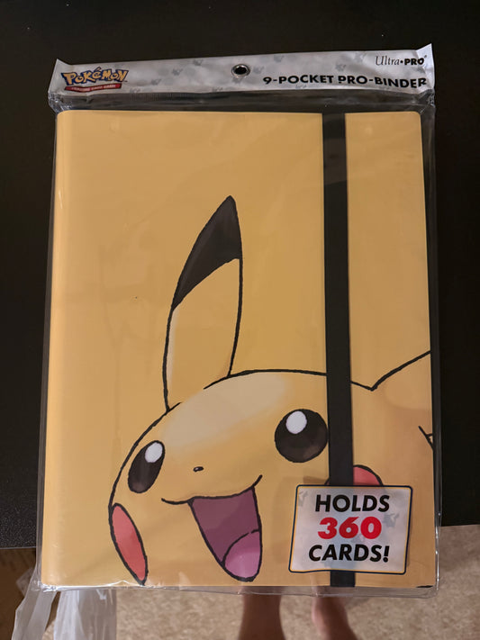 Ultra Pro: Pikachu 9-pocket PRO Binder